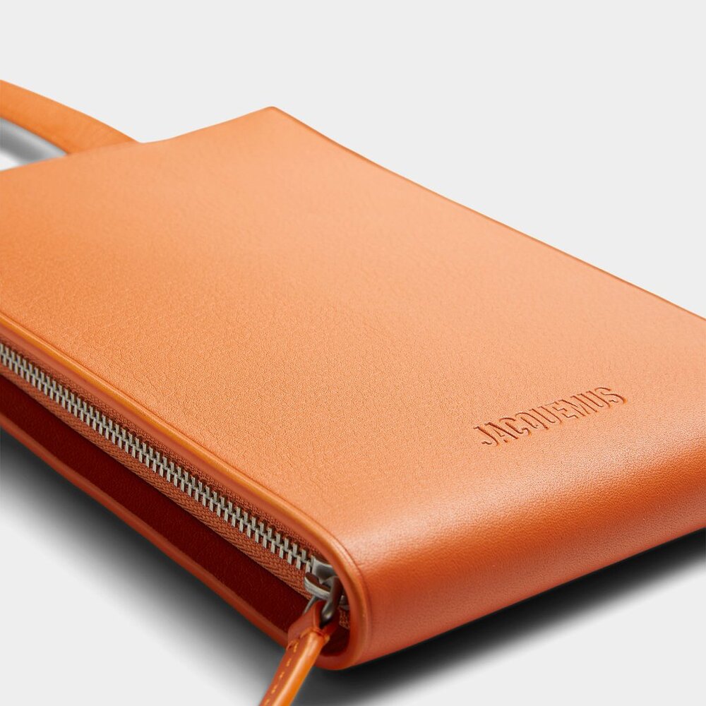 BNWT AW23 JACQUEMUS GADJO ORANGE NECK BAG - Picture 4 of 5